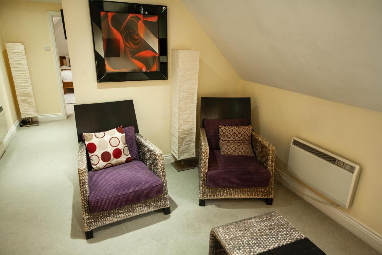 Berwick Manor Hotel Rainham  Eksteriør billede