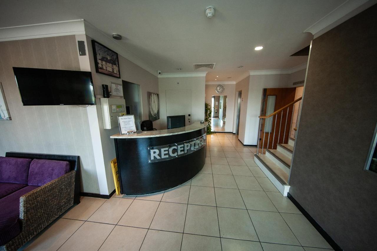 Berwick Manor Hotel Rainham  Eksteriør billede