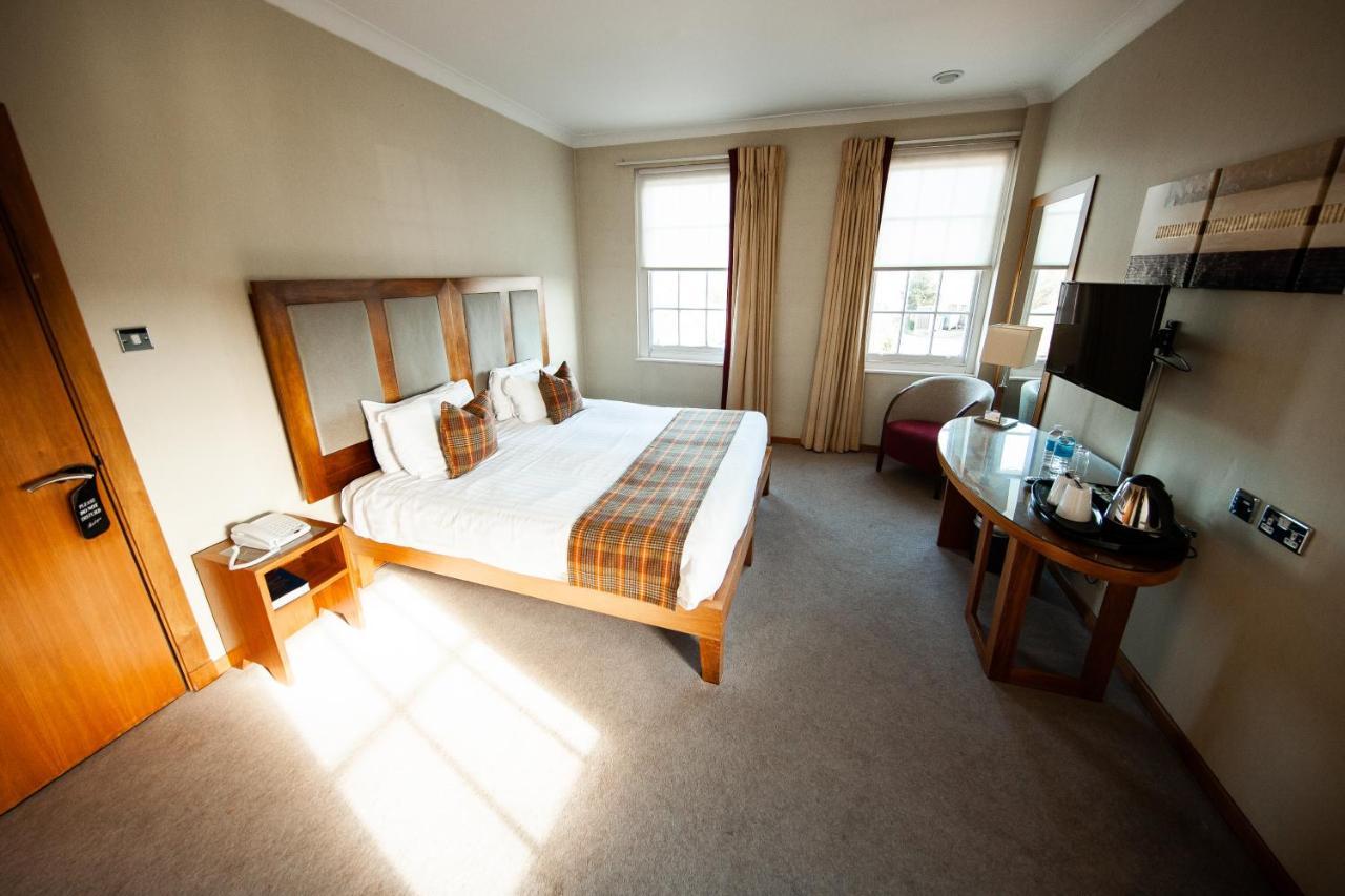 Berwick Manor Hotel Rainham  Eksteriør billede