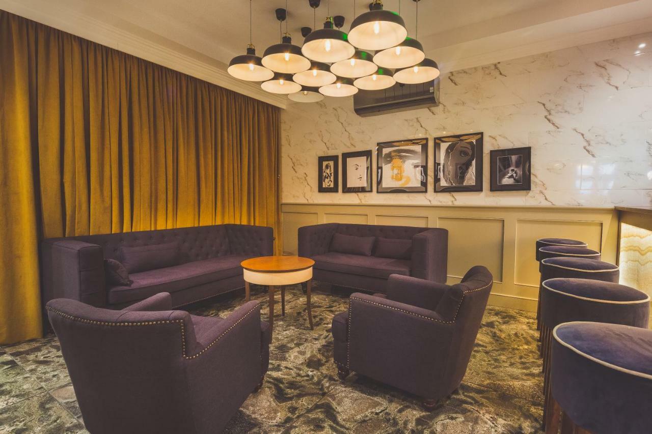 Berwick Manor Hotel Rainham  Eksteriør billede